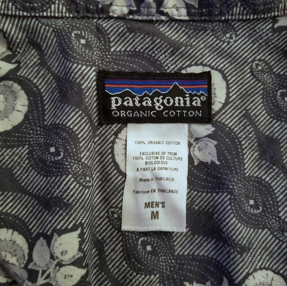 Patagonia Organic Cotton Patterned Button Down - Picture 6 of 7